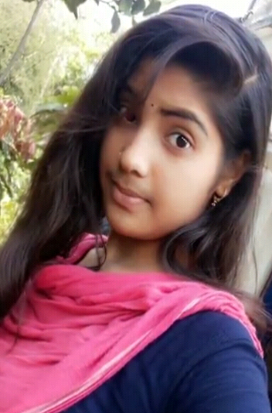 Cute desi girl nude video