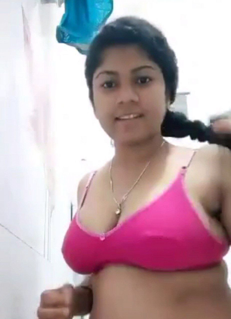 Beautiful desi babe