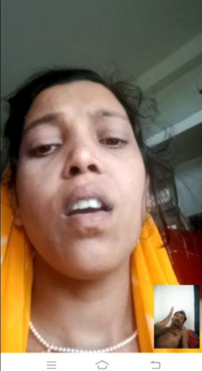 Uski bibi se Video call 