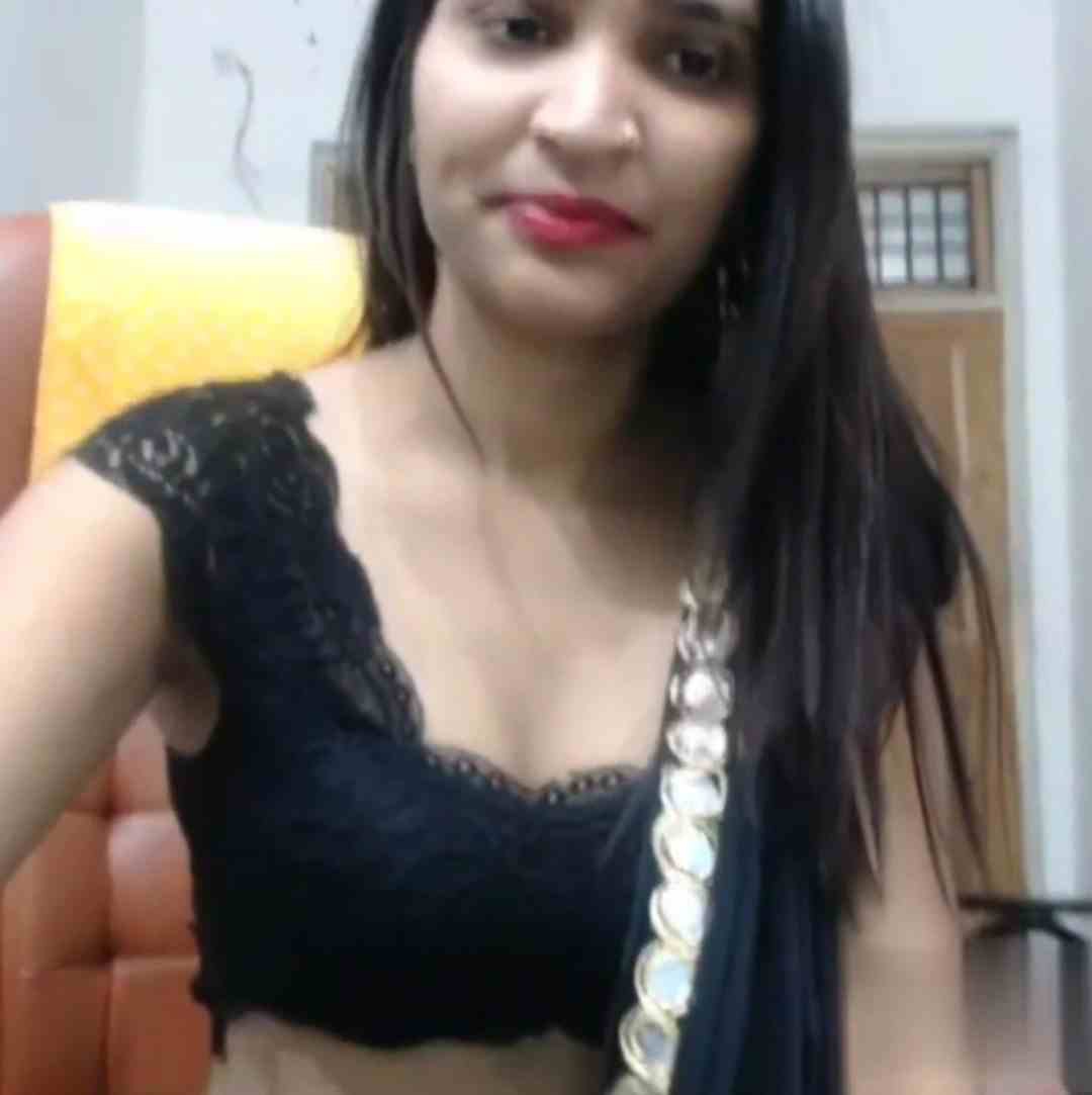 Aarohi Bhabhi