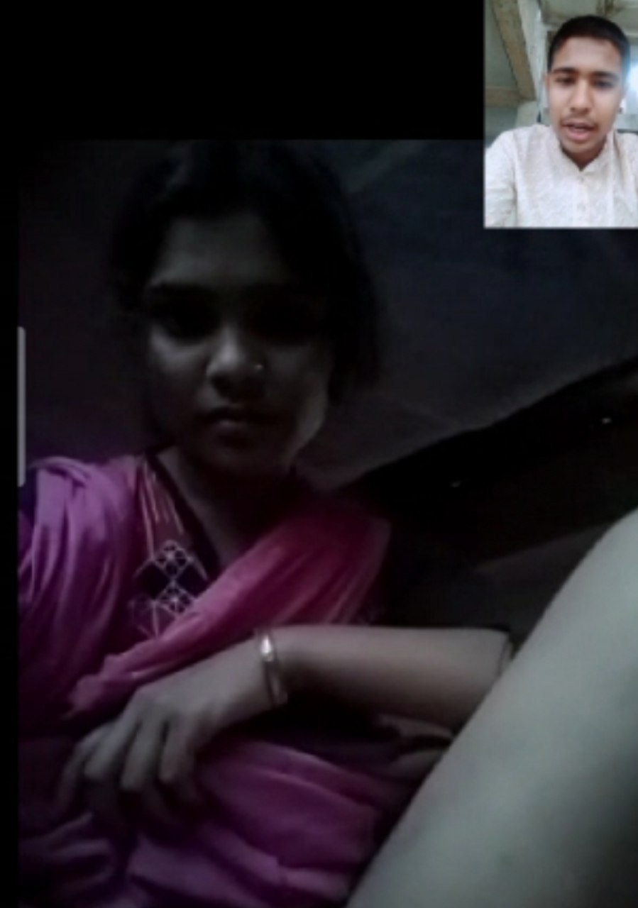 Bhabhi on video call