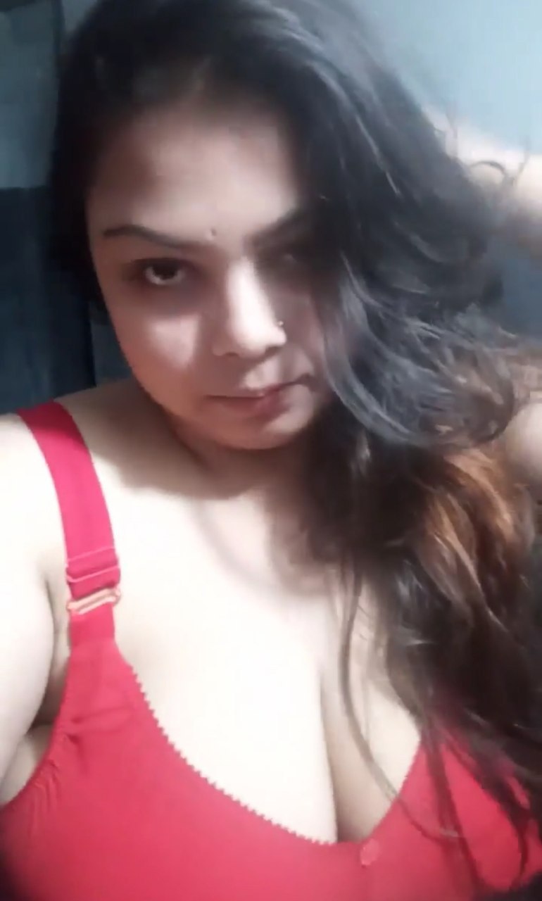 Bhabhi with Red