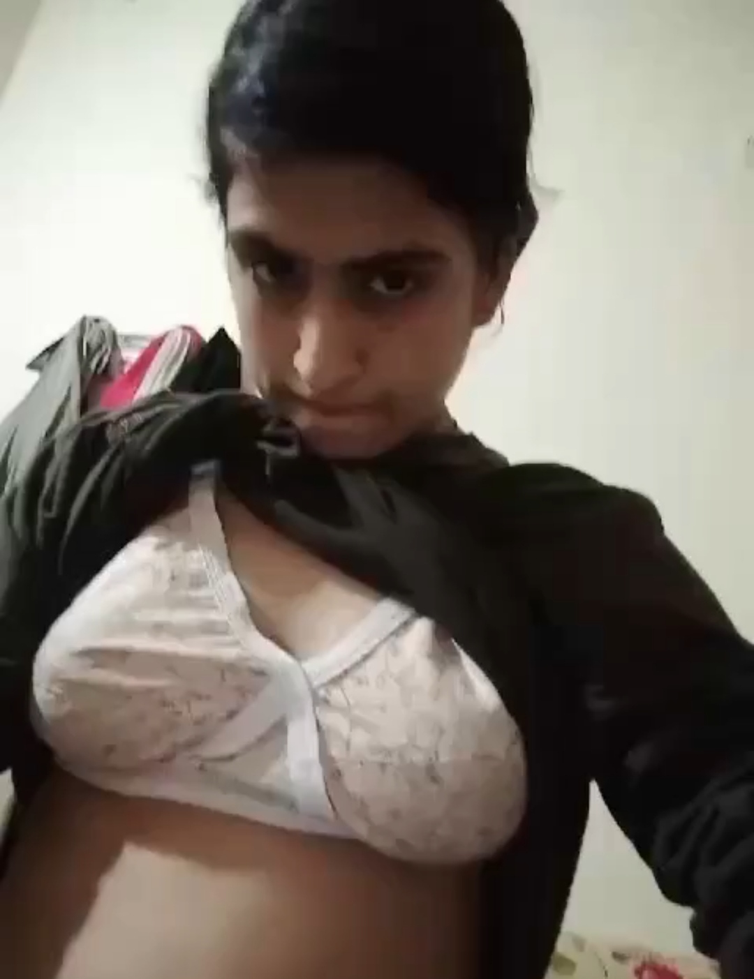 Paki girl topless for bf
