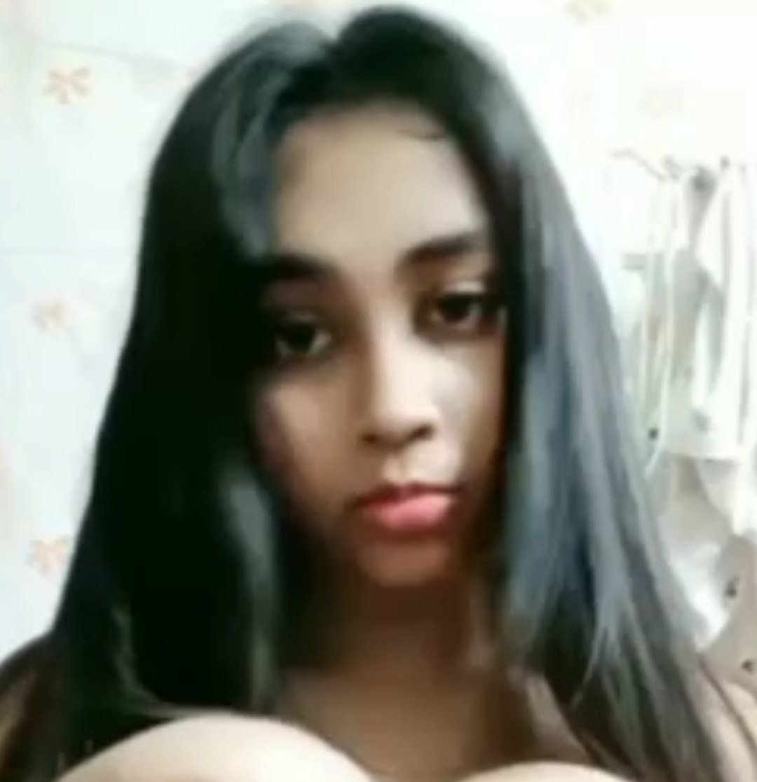 Kolkata girl showing 