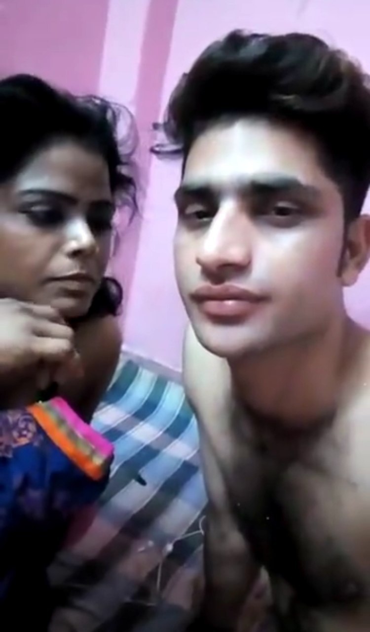 Bhai ne aunty se setting 