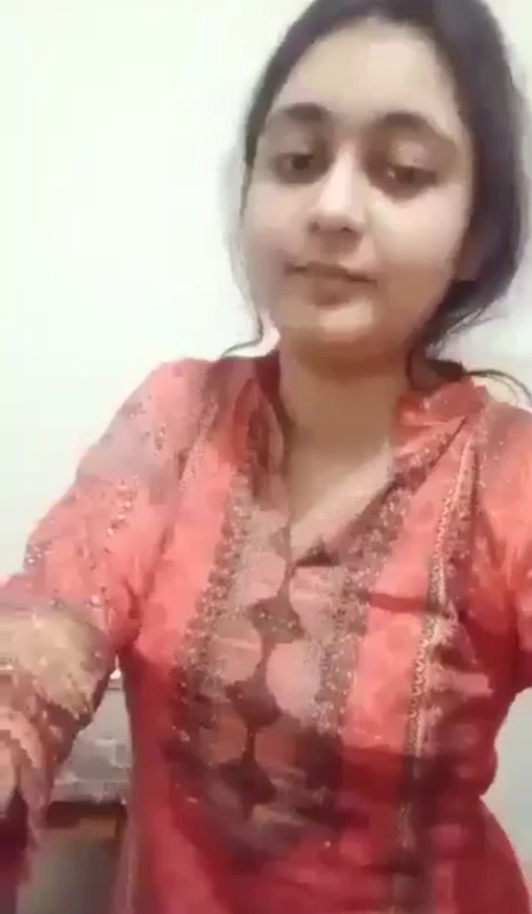 Paki girl showing for lover 